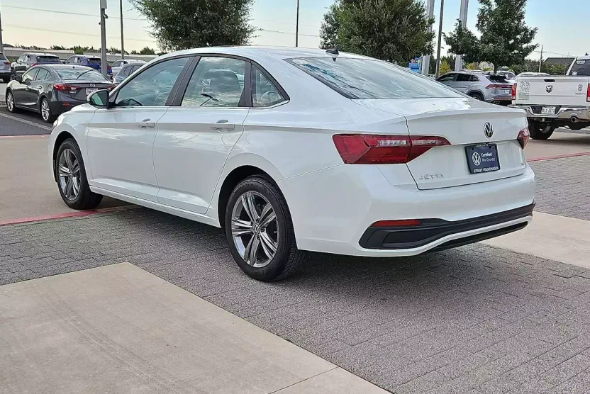 2024 Volkswagen Jetta 1.5T SE photo 1