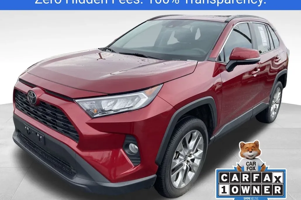 2021 Toyota RAV4 XLE Premium photo 1