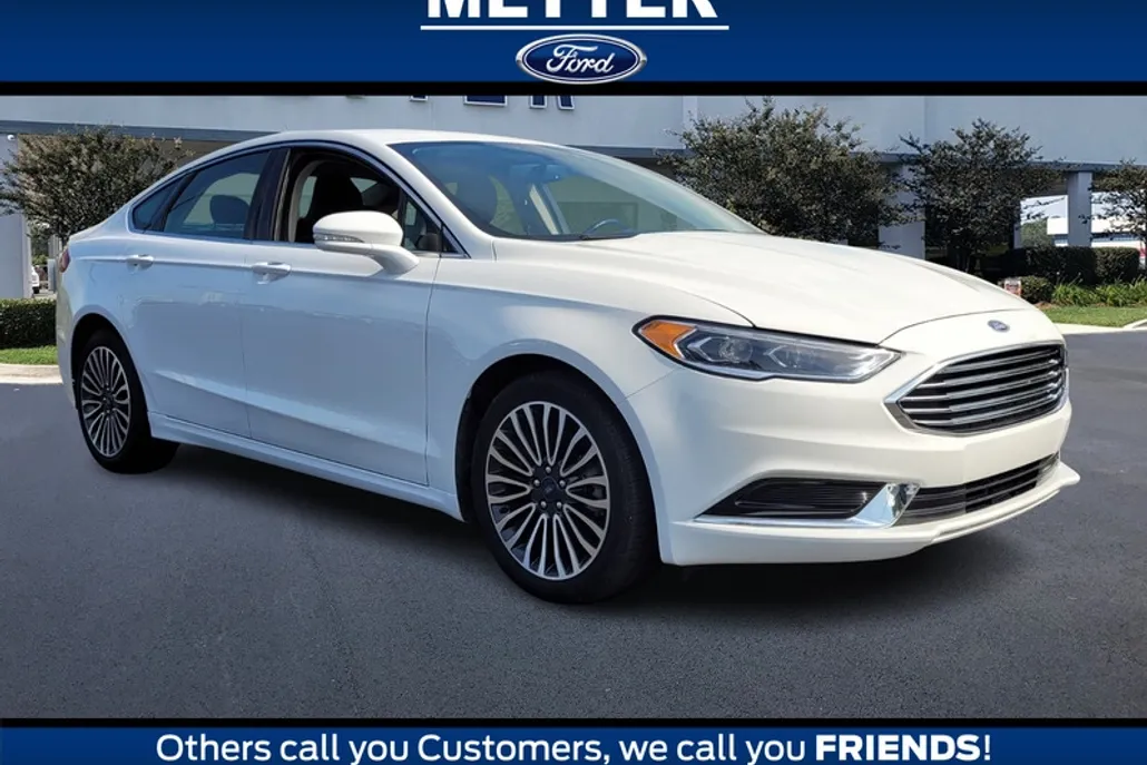 2018 Ford Fusion SE photo 1