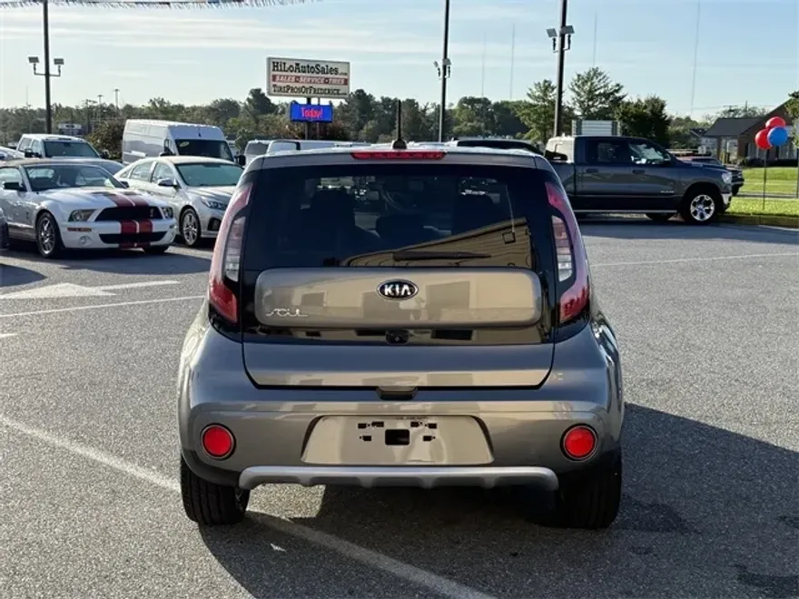 2018 Kia Soul Plus photo 1