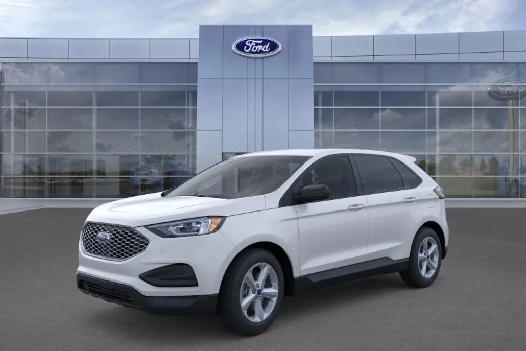 2024 Ford Edge SE photo 1