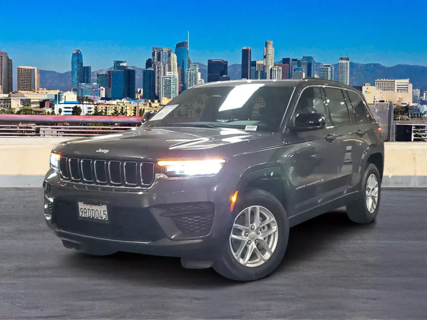 2025 Jeep Grand Cherokee Laredo X photo 1