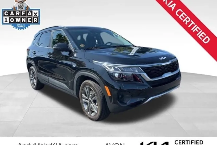2023 Kia Seltos S photo 1