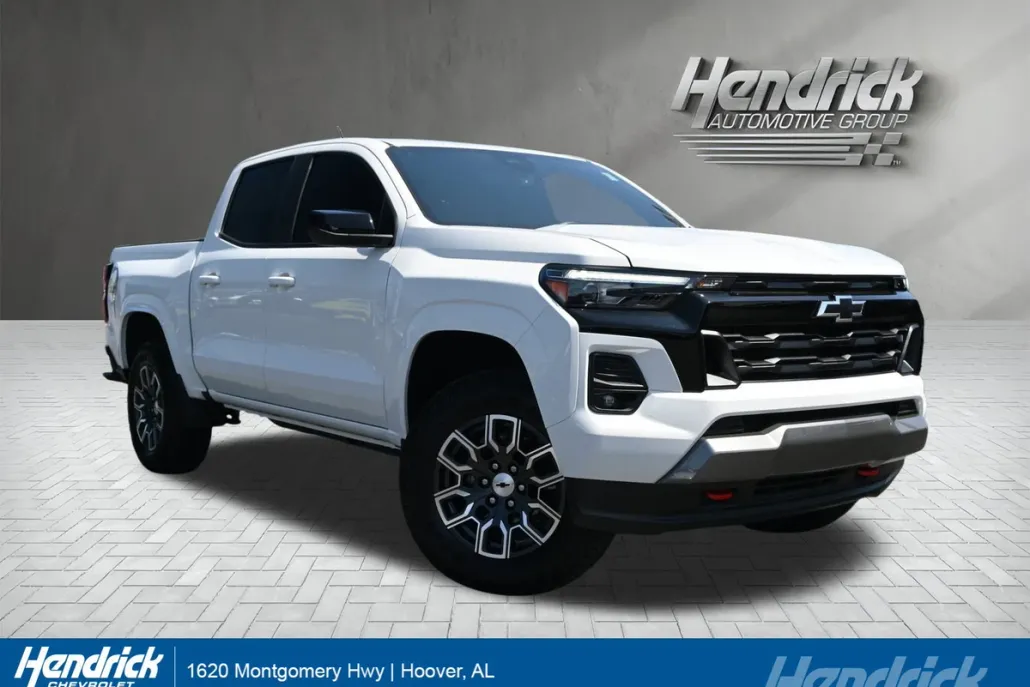 2023 Chevrolet Colorado Z71 photo 1