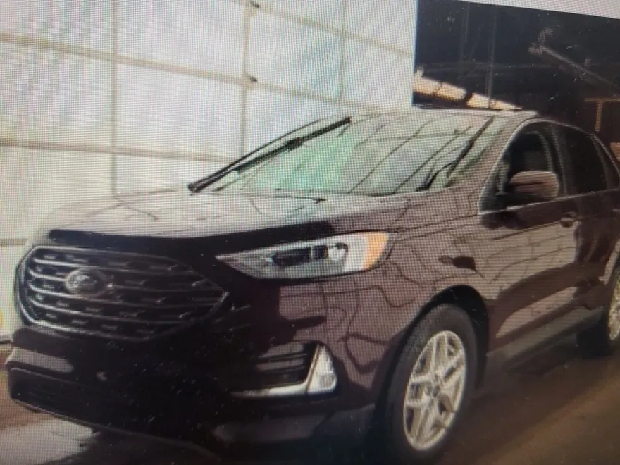 2022 Ford Edge SEL photo 1