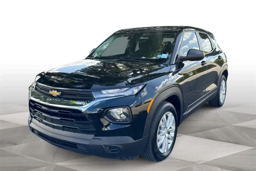 2023 Chevrolet Trailblazer LS photo 1