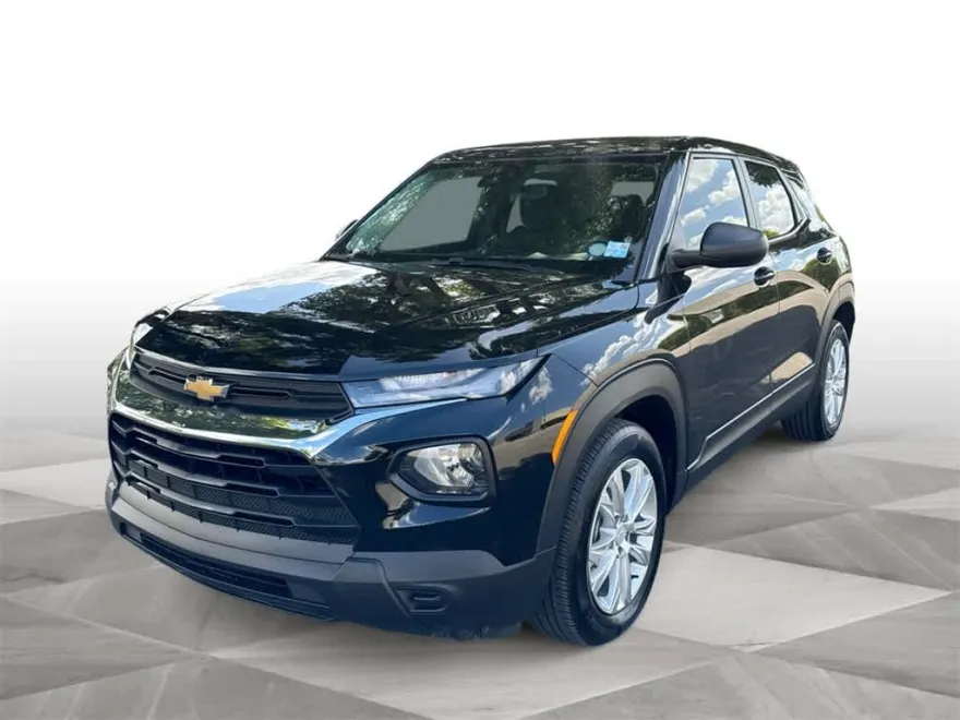 2023 Chevrolet Trailblazer LS photo 1