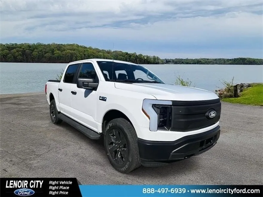 2025 Ford F-150 Lightning photo 1