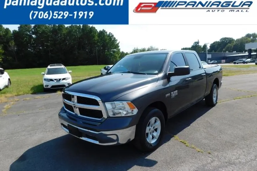 2019 Ram 1500 Classic SLT photo 1