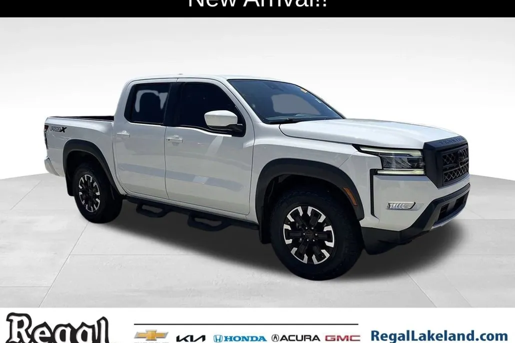 2022 Nissan Frontier PRO-X photo 1