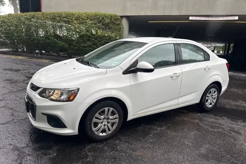 2020 Chevrolet Sonic LS photo 1