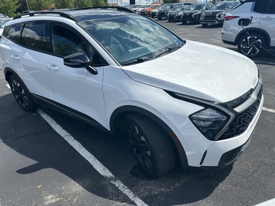 2023 Kia Sportage X-Line photo 1