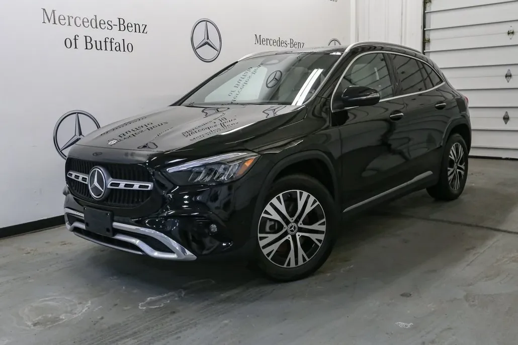 2025 Mercedes Benz GLA 250 4MATIC photo 1