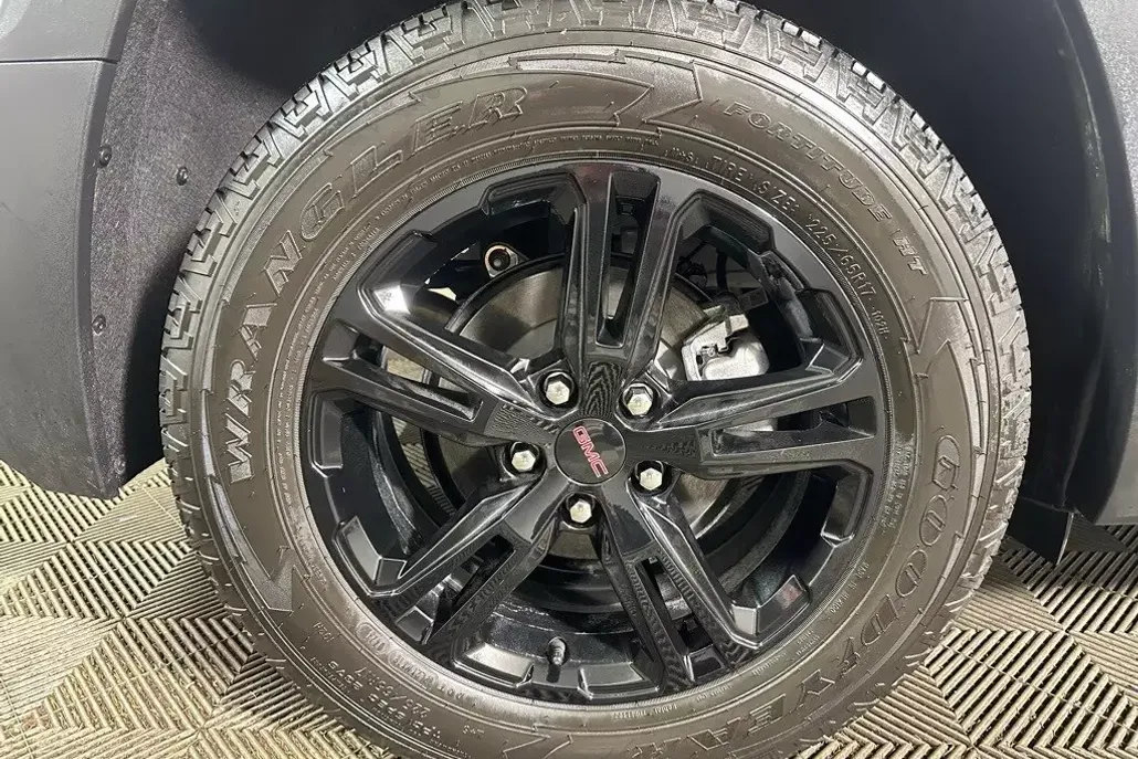 2024 Gmc Terrain AT4 photo 1