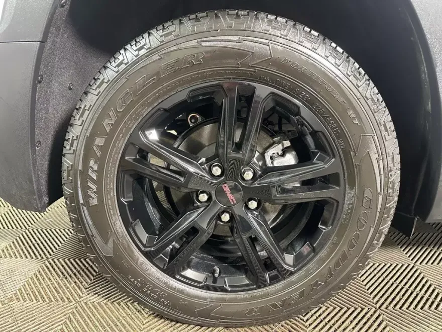 2024 Gmc Terrain AT4 photo 1