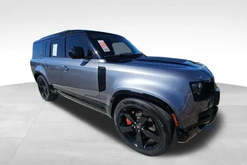 2024 Land Rover Defender 130 X photo 2
