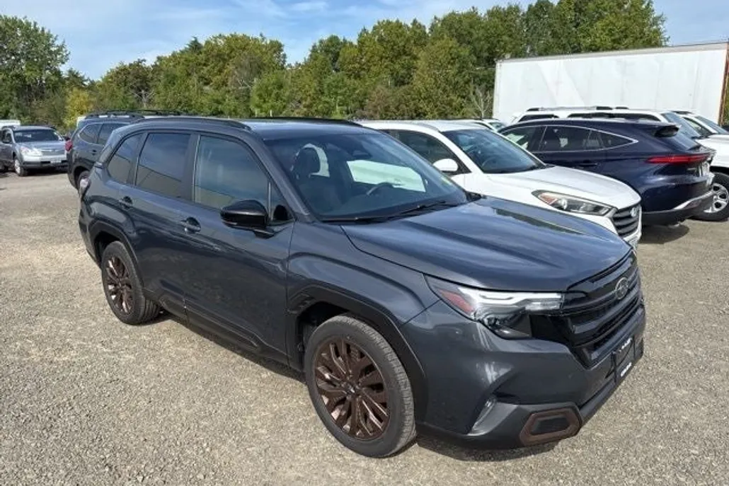 2025 Subaru Forester Sport photo 1