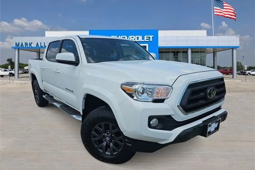 2023 Toyota Tacoma SR5 photo 1