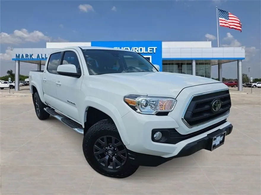 2023 Toyota Tacoma SR5 photo 1