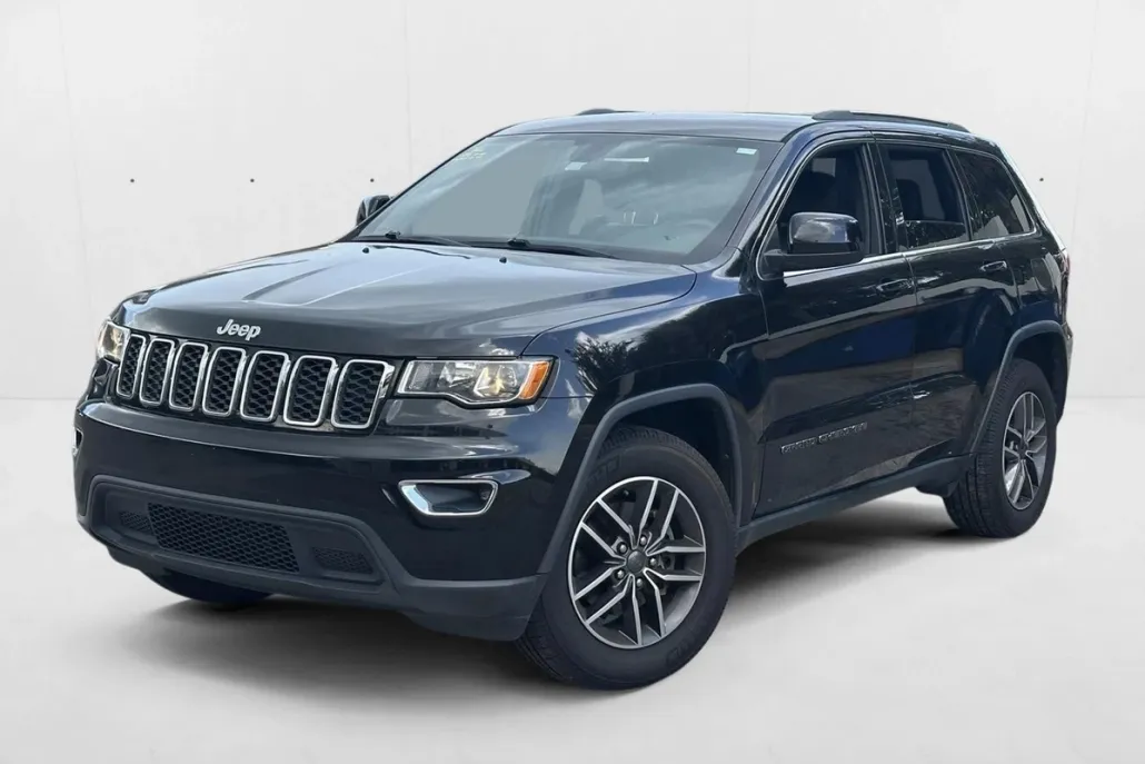 2019 Jeep Grand Cherokee Laredo E photo 1