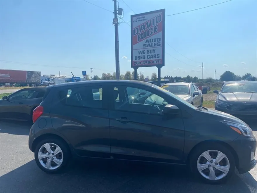 2019 Chevrolet Spark LS photo 1