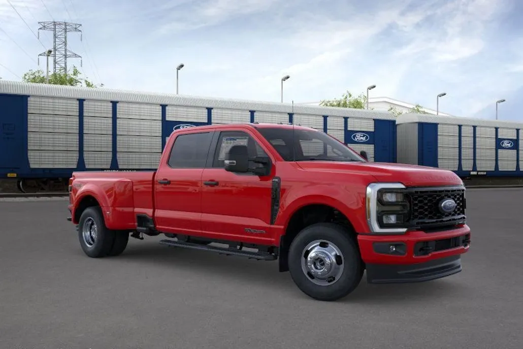 2026 Ford F-350 photo 1