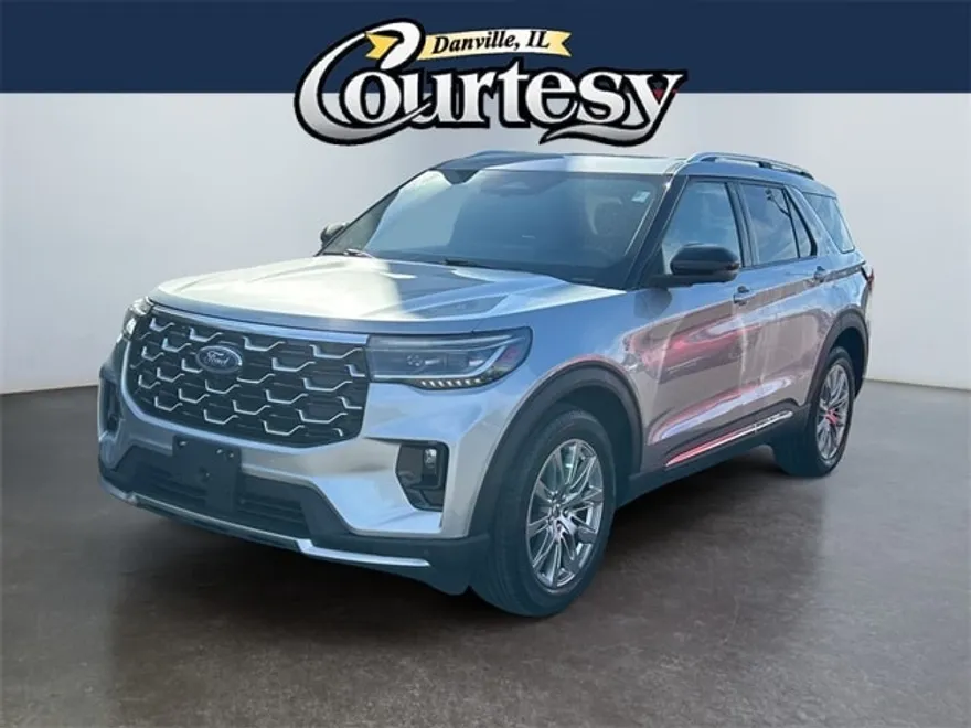 2025 Ford Explorer Platinum photo 1