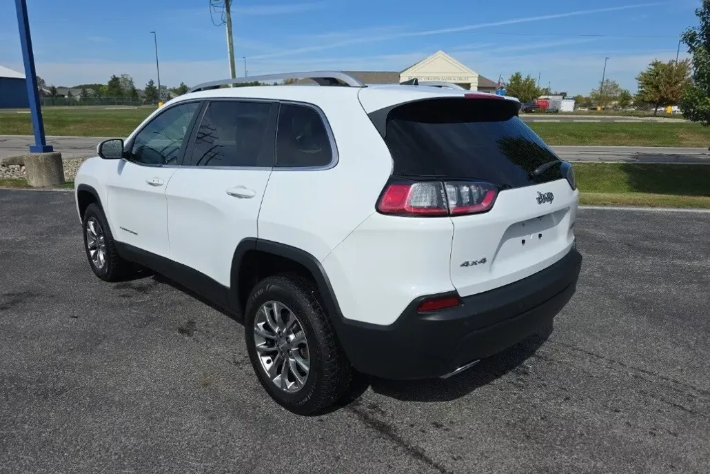 2019 Jeep Cherokee Latitude photo 1