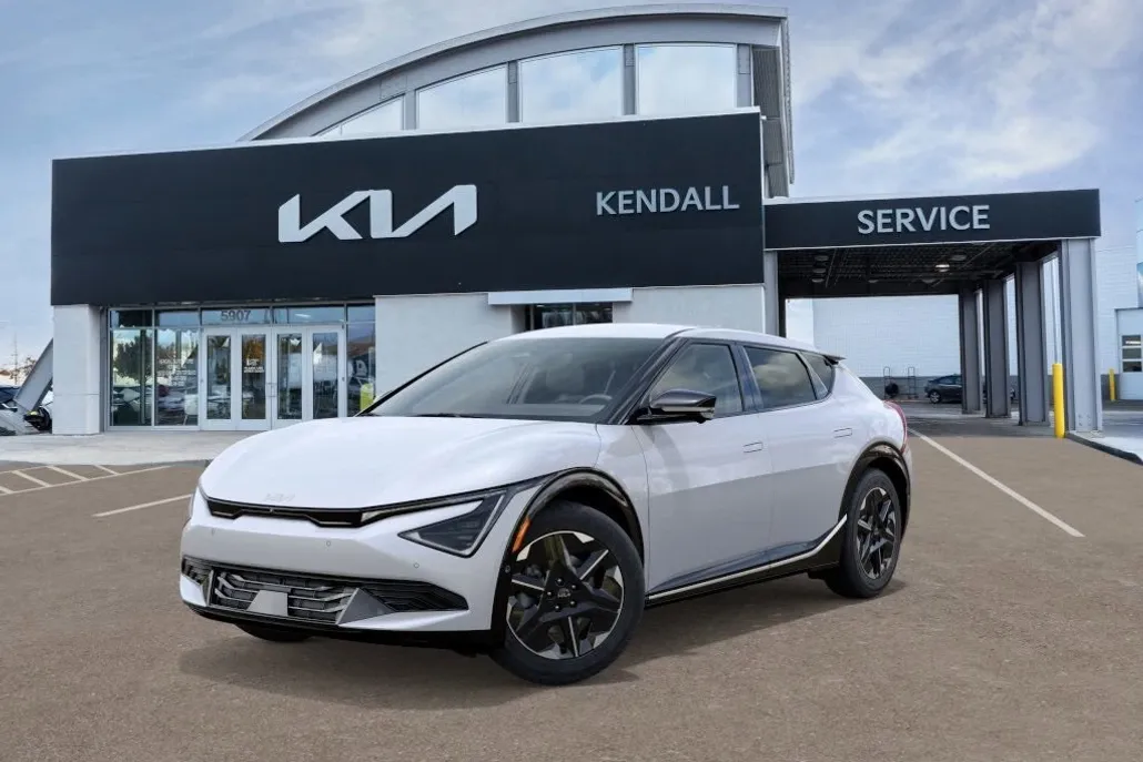 2025 Kia EV6 Wind photo 1
