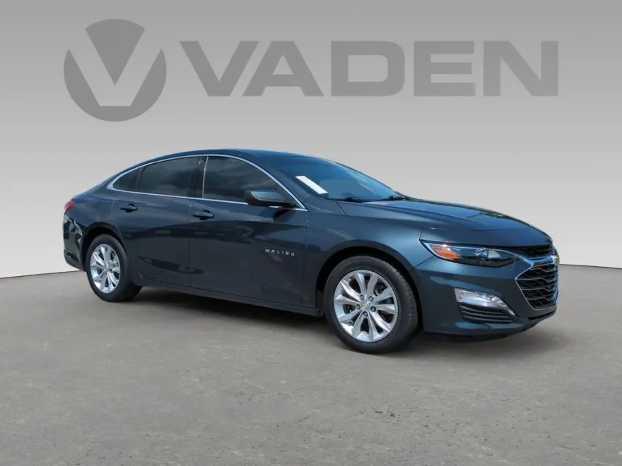 2019 Chevrolet Malibu 1LT photo 1