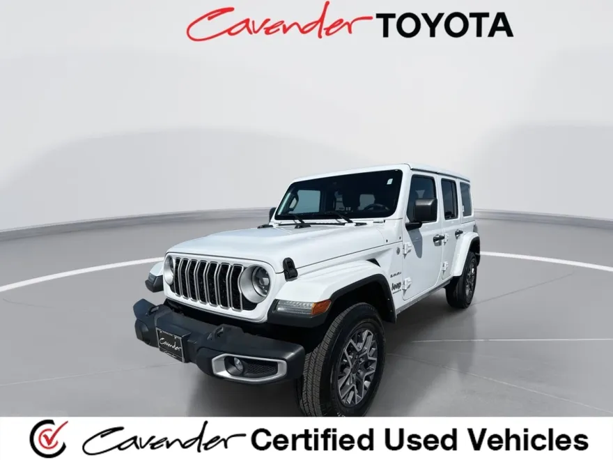 2024 Jeep Wrangler Sahara photo 1