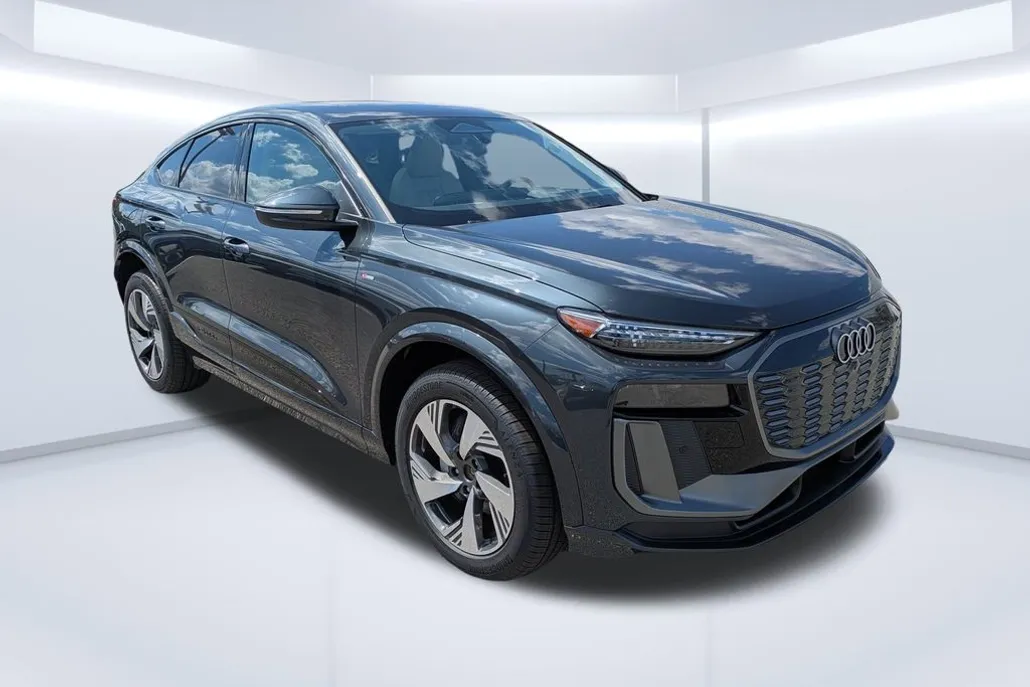 2025 Audi Q6 E-tron Prestige photo 1