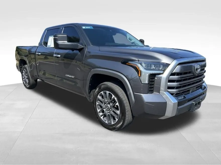2023 Toyota Tundra Limited photo 1