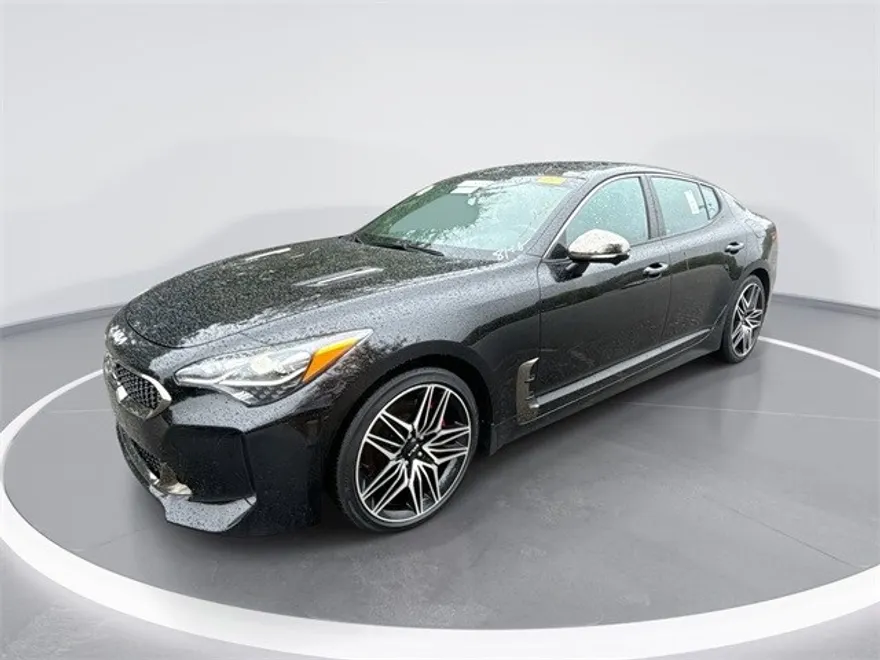 2023 Kia Stinger GT2 photo 1