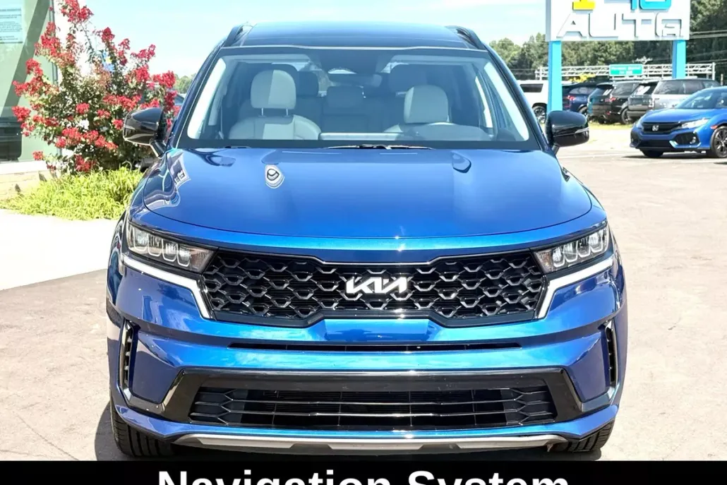 2023 Kia Sorento S photo 1