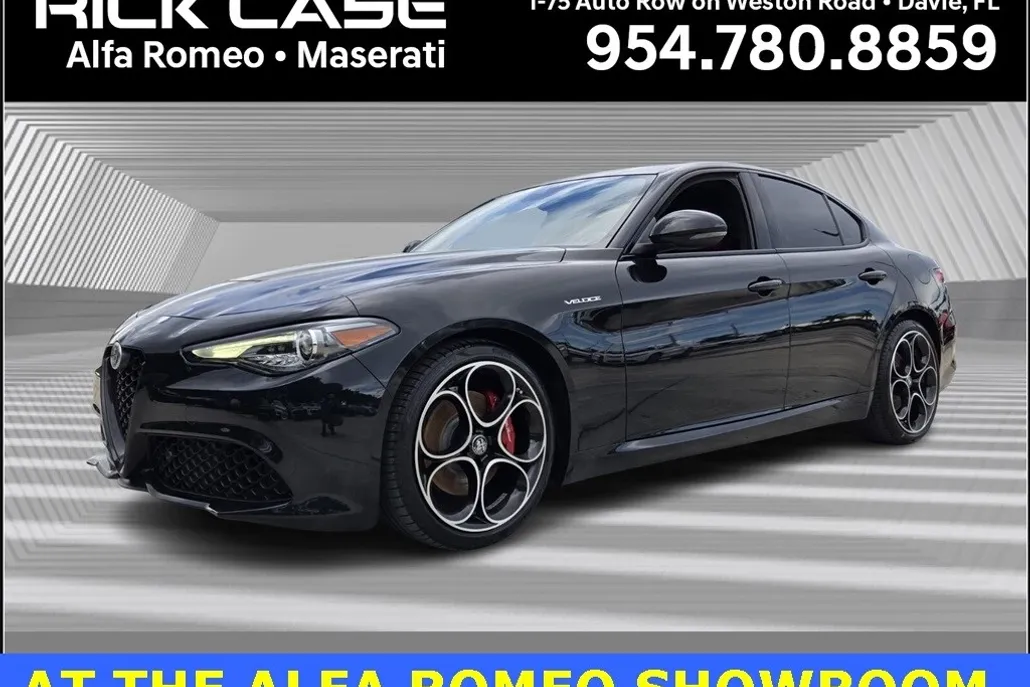2022 Alfa Romeo Giulia Ti - VELOCE photo 1