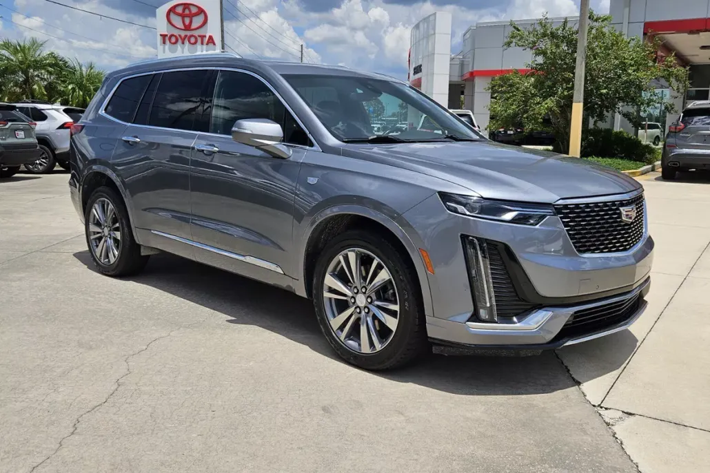 2022 Cadillac XT6 Premium Luxury photo 1