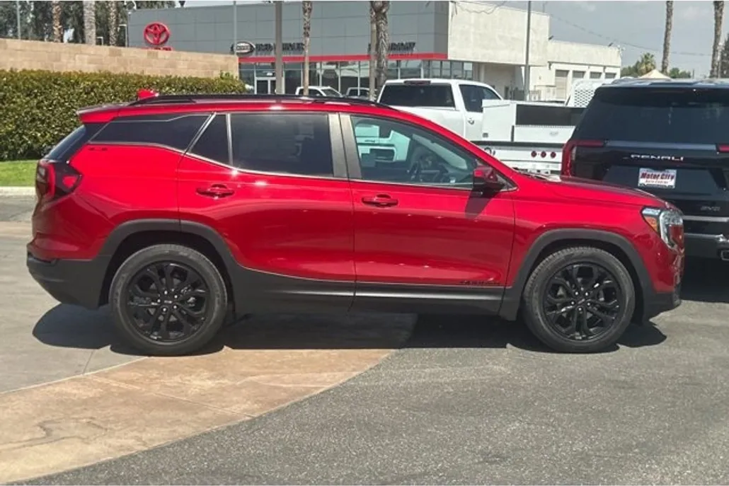 2022 Gmc Terrain SLE photo 1