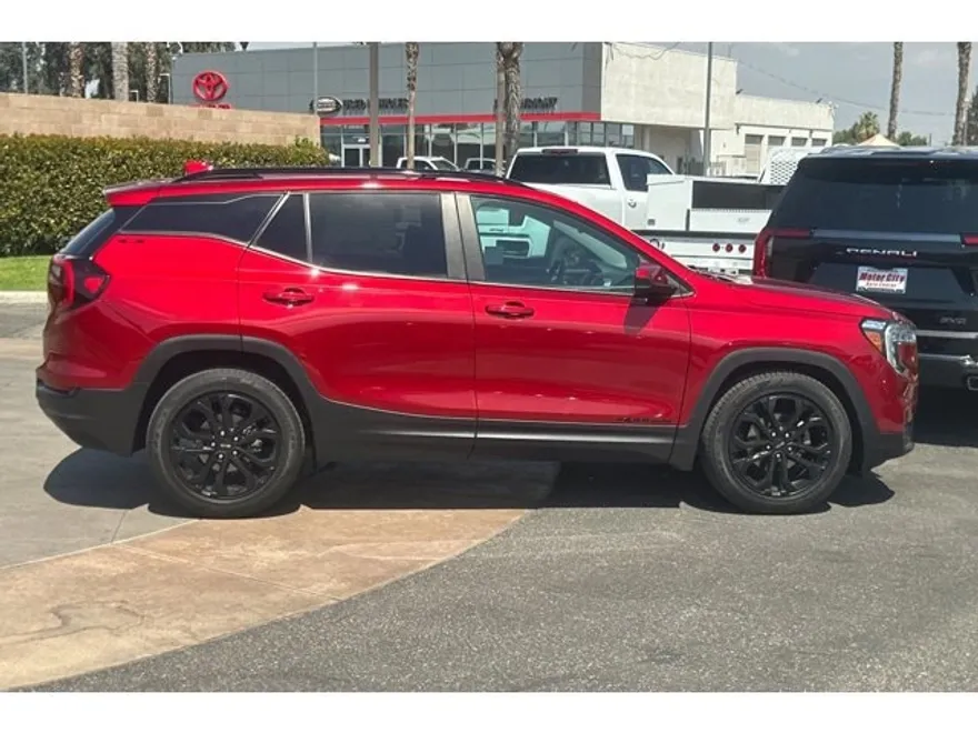 2022 Gmc Terrain SLE photo 1