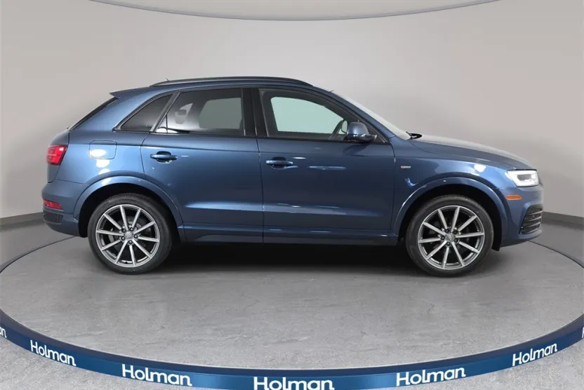 2017 Audi Q3 Prestige photo 1