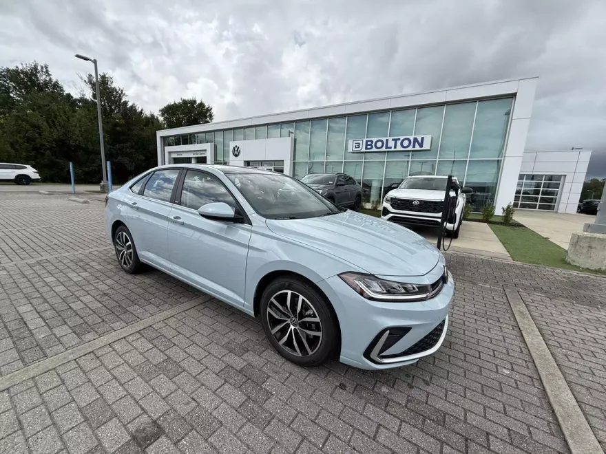 2025 Volkswagen Jetta 1.5T SE photo 1