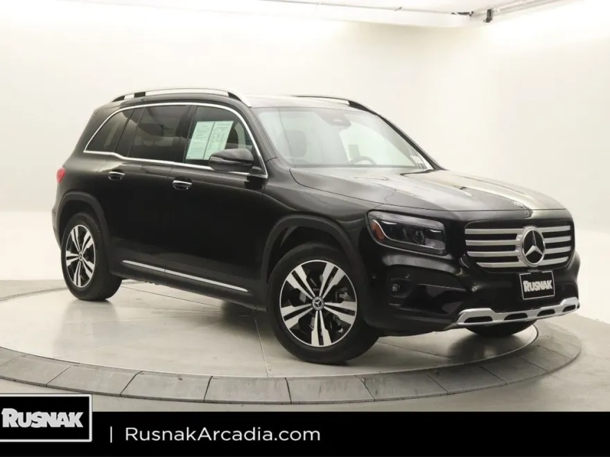 2025 Mercedes Benz GLB 250 photo 1