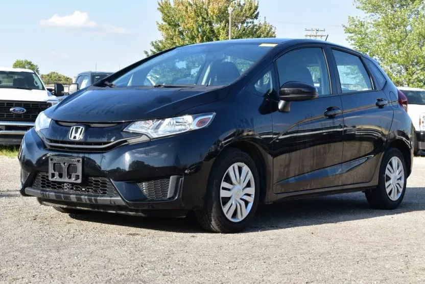 2017 Honda Fit LX photo 1