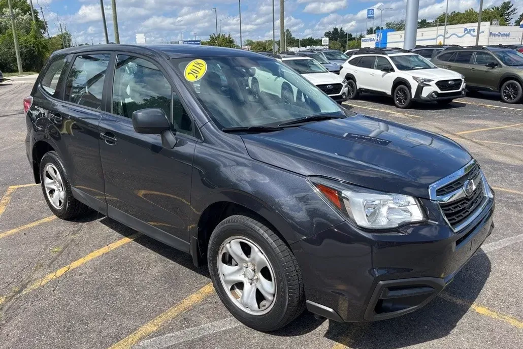 2018 Subaru Forester 2.5i photo 1