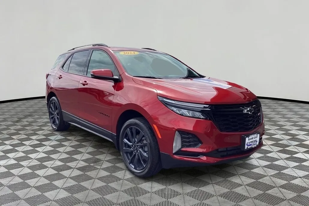 2024 Chevrolet Equinox RS photo 1