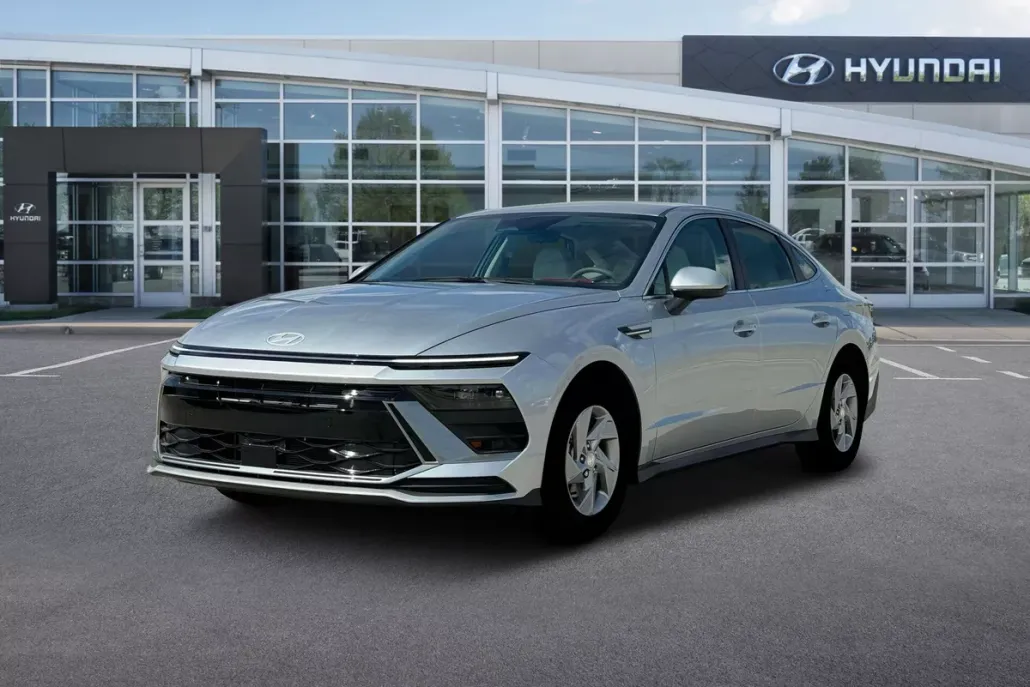 2025 Hyundai Sonata SE photo 1