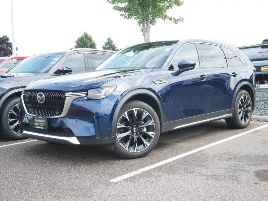2024 Mazda CX-90 Premium photo 1
