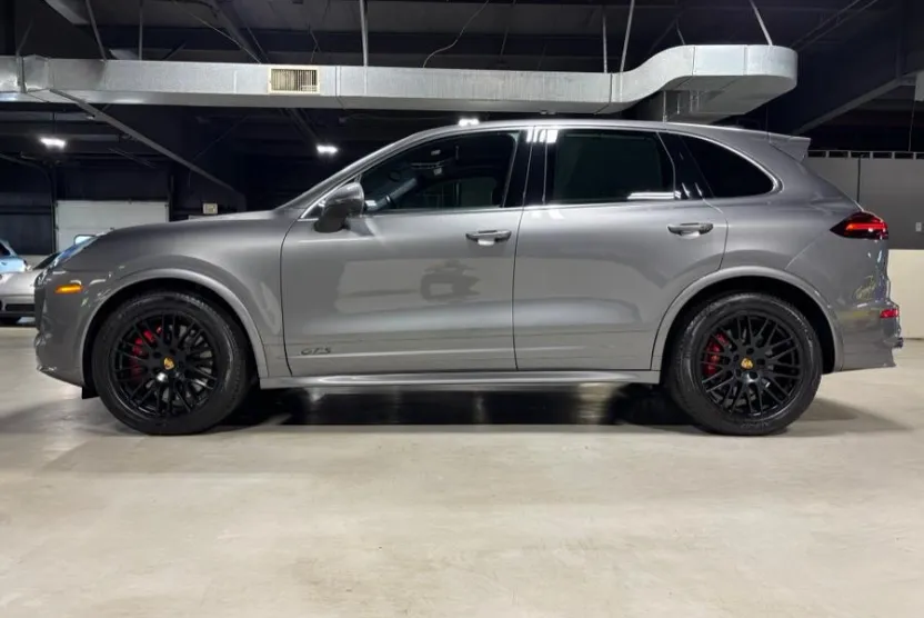 2018 Porsche Cayenne GTS photo 1