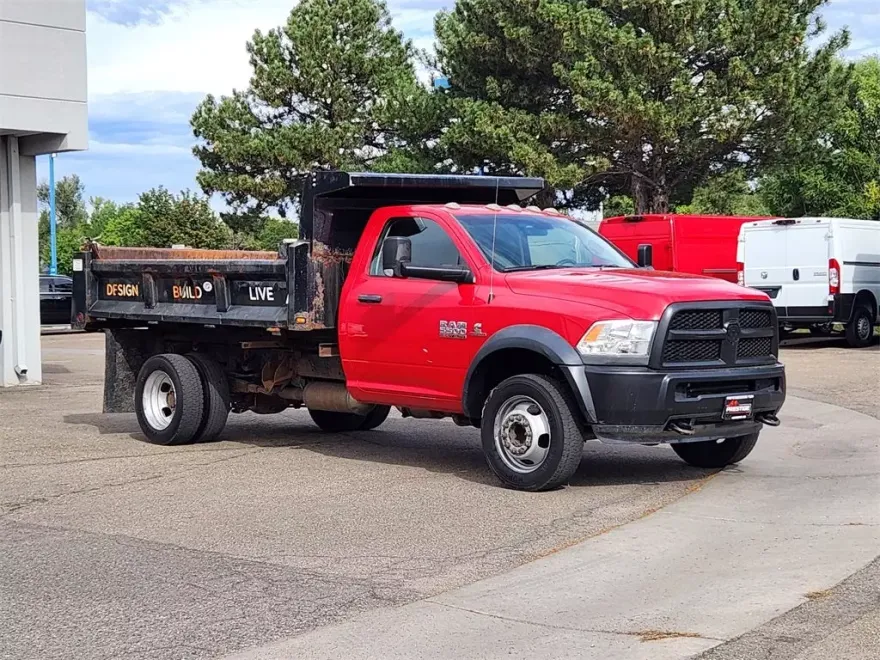 2017 Ram 5500 Tradesman SLT photo 1