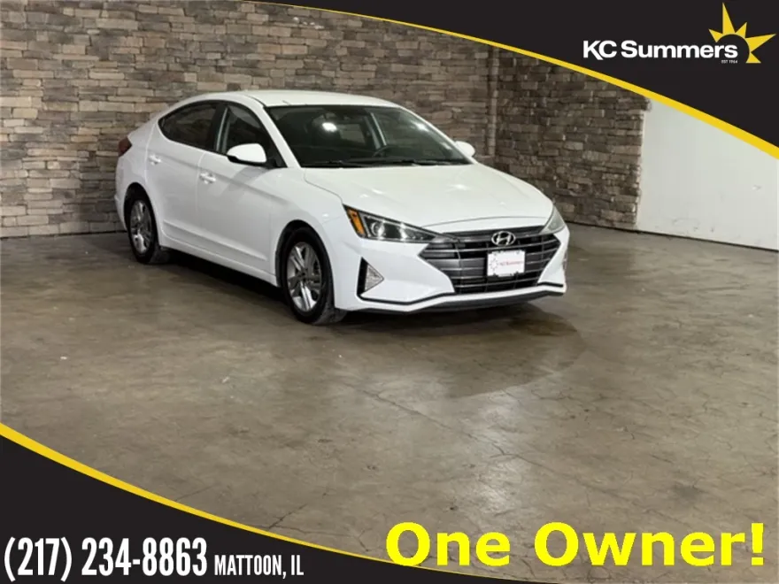2020 Hyundai Elantra SEL photo 1